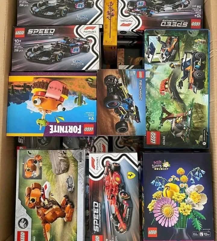 lego toys pallets