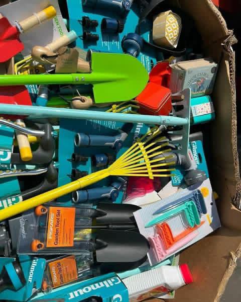Jardineria Tools Liquidation Pallets: 10 Powerful Reasons Garden Equipment Resellers Profit in 2026 686383136 122282162600185873 2152667612197104711 n