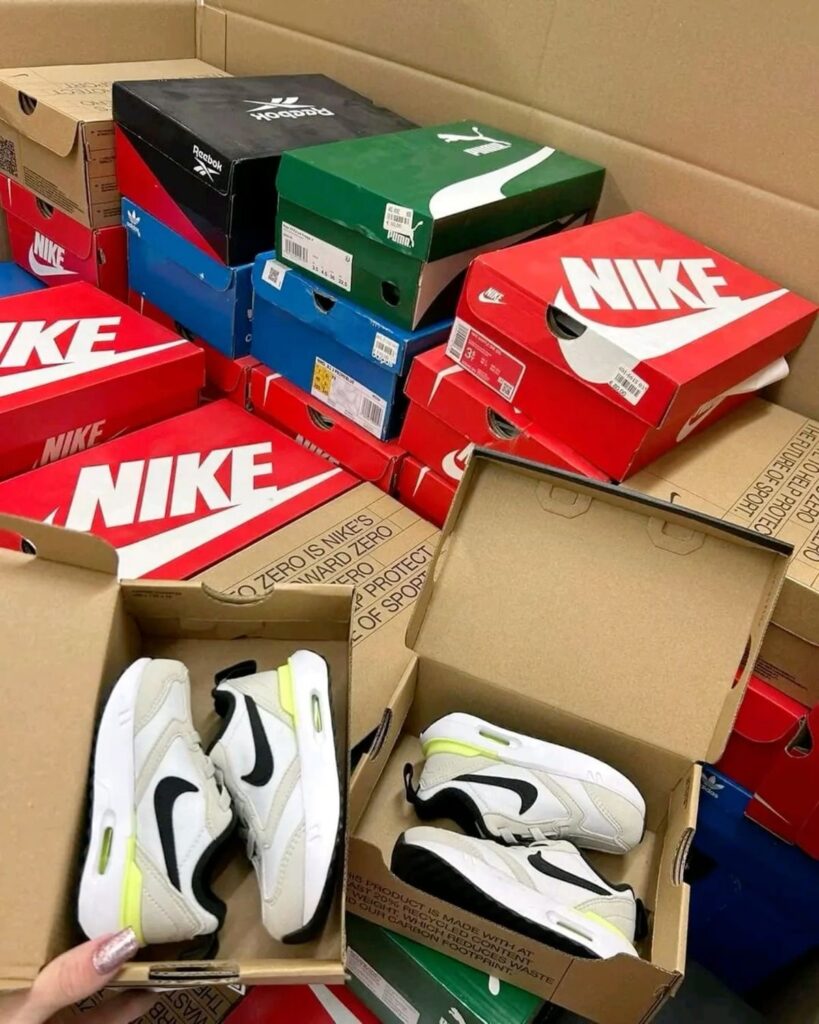 nike shoes pallets
