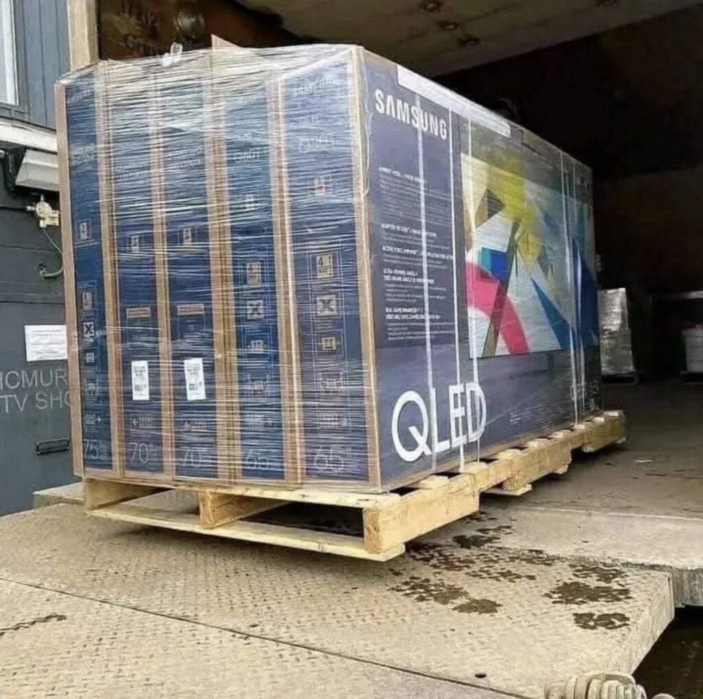 wholesale return pallets warehouse