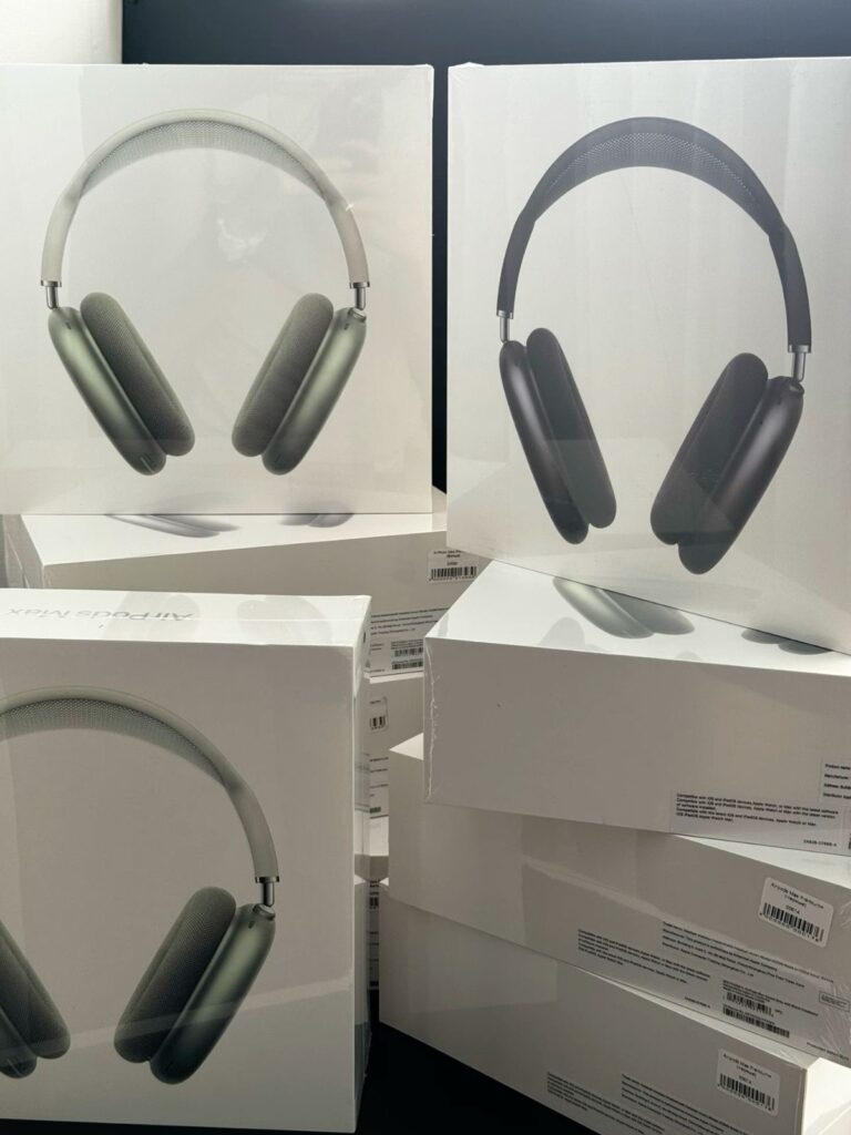 AirPod Max Pallets: 10 Powerful Reasons Electronics Resellers Profit in 2026 wholesale Apple electronics pallets