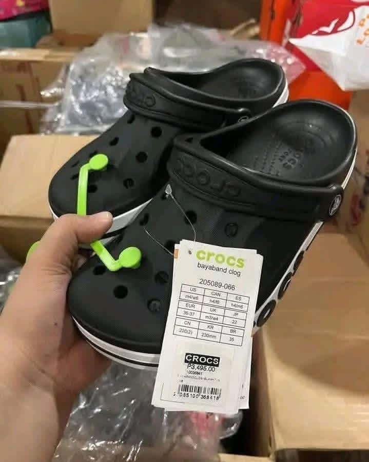 footwear warehouse inventory