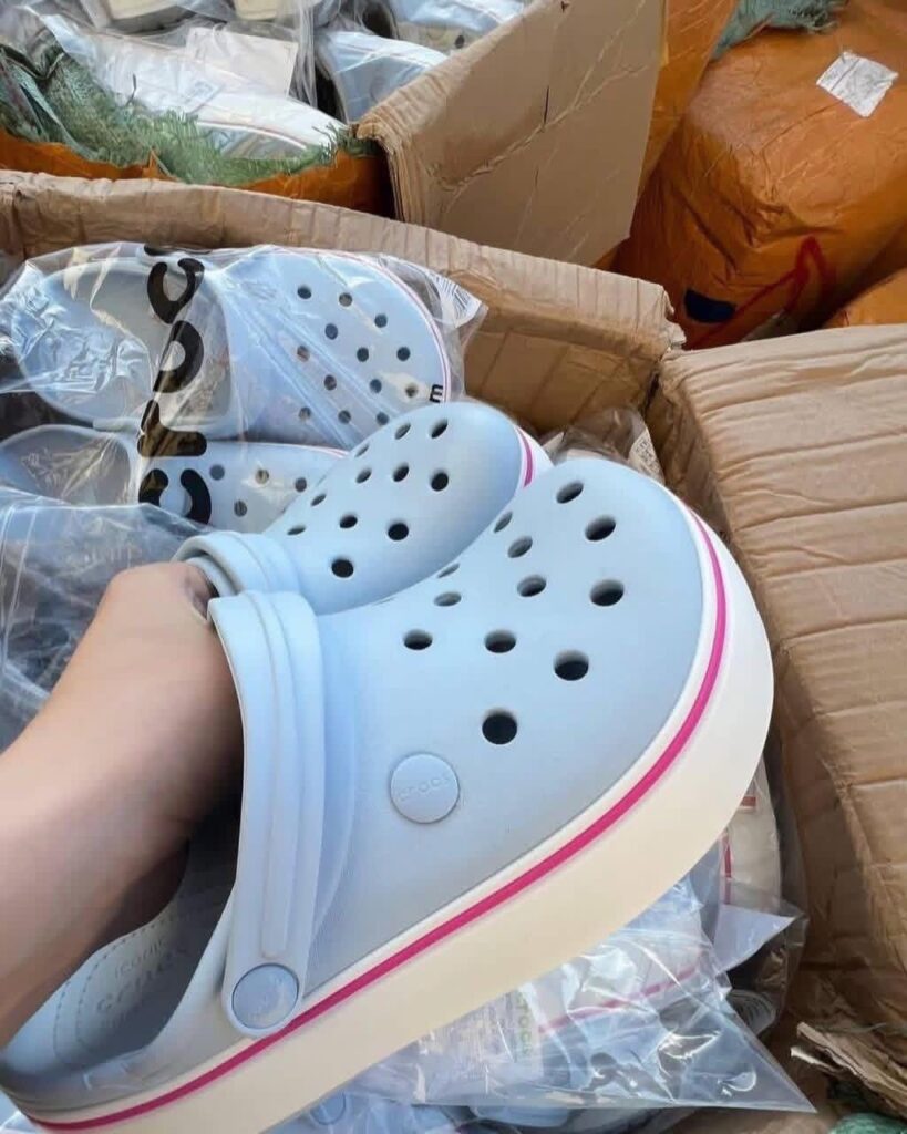 crocs liquidation pallets