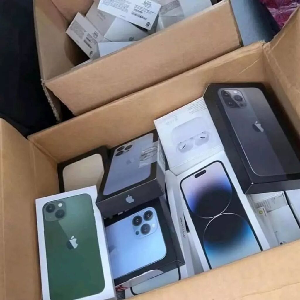 iPhone reseller inventory pallets