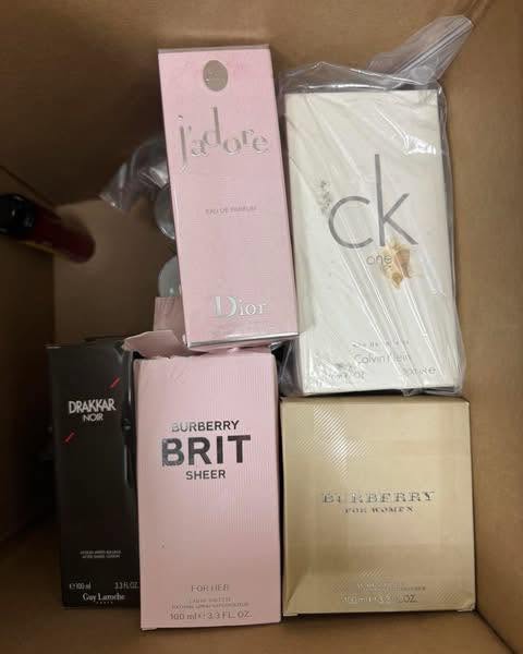 Bulk fragrance inventory for resale