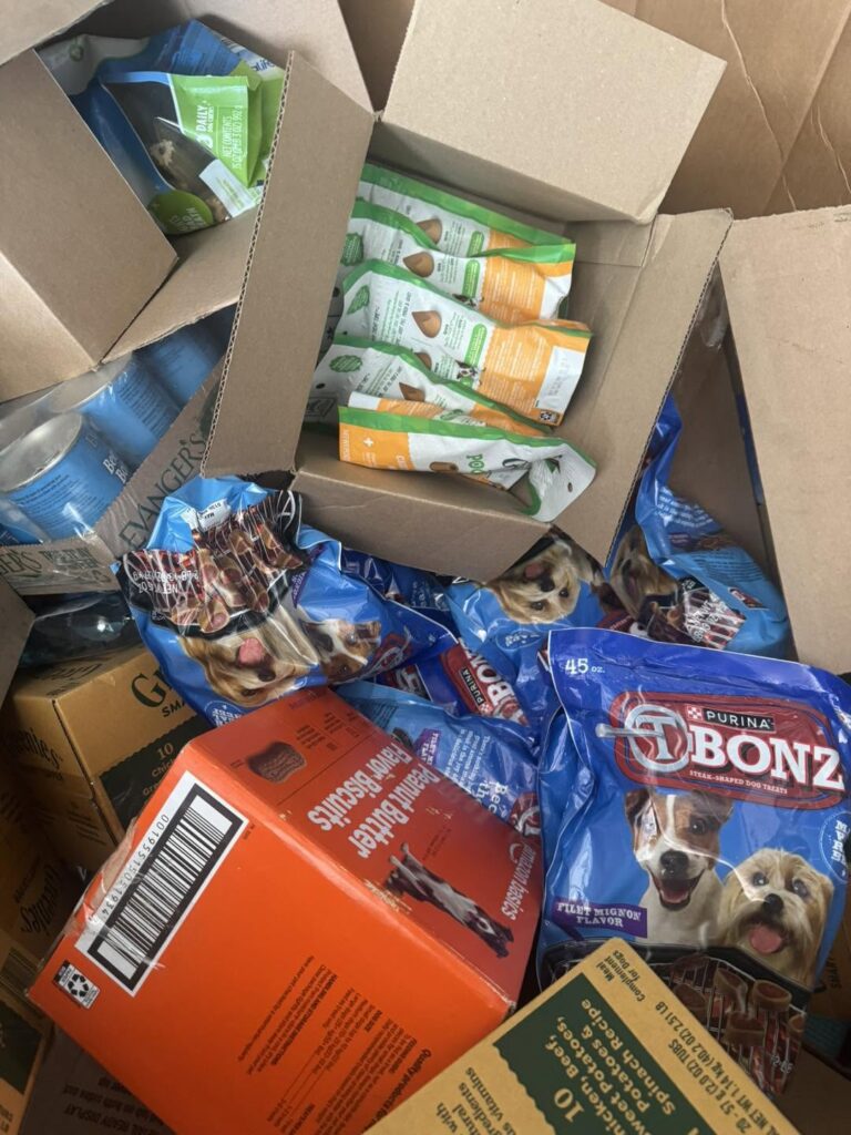 Dog food liquidation pallets