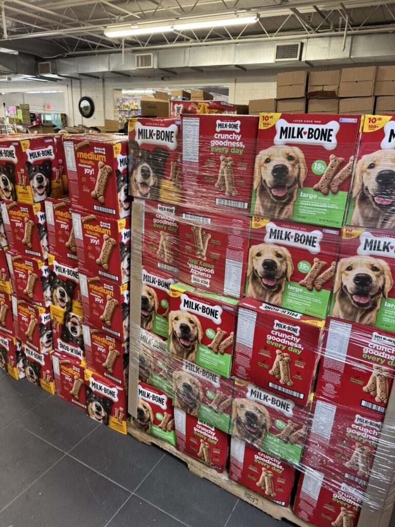 Pet Food Loads Liquidation Pallets