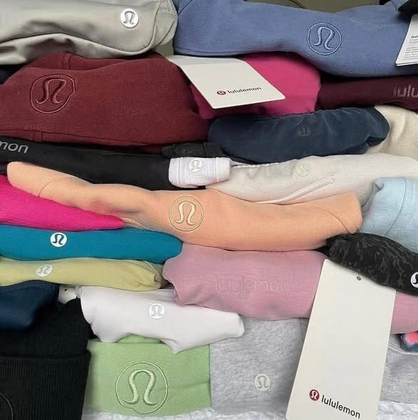 Wholesale Lululemon activewear pallets