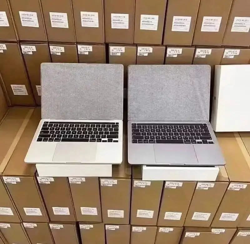 Refurbished MacBook Pro pallets