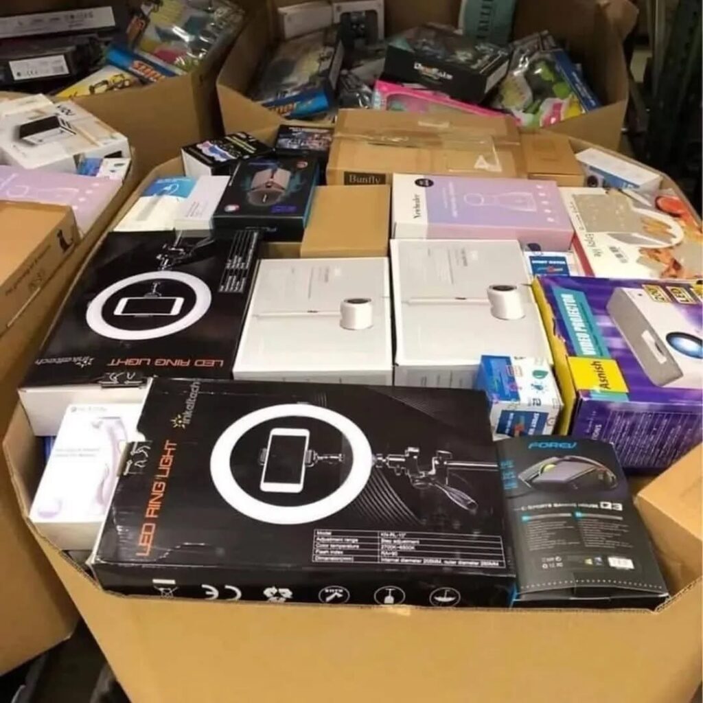 Electronics overstock liquidation pallets
